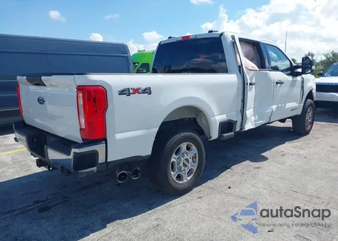 2025 Ford F-250 Xlt z USA, uszkodzony, nr VIN 1FT7W2BT0SEC53244